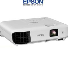 Vidéo projecteur Epson EB-E10 XGA 3LCD 3600 Lumens