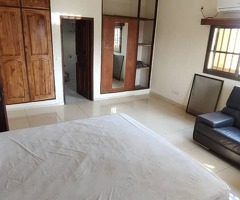 VILLA  très chic hautement meublée