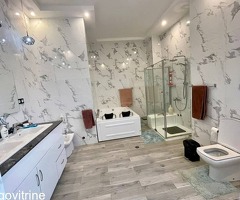 BELLE VILLA MEUBLEE AVEC PISCINE HAUTE GAME