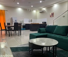 VILLA DUPLEX MEUBLÉE 03CHS JARDIN ADIDOGOME AMADAHOME