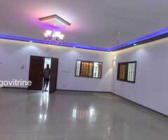 Villa 3 Chambres à Louer à Avédji – Proche du goudron