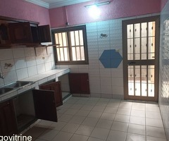 Villa 3 Chambres à Louer à Agoè Réserve – Derrière l’Église Assemblée de Dieu de 2 Lion