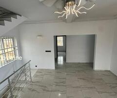 Villa Duplex à Louer à Tokoin – Lomé