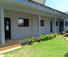Villa Haut Standing avec Piscine à Louer à Hedzranawoé – Lomé