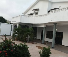 À LOUER – BELLE VILLA R+1 AVEC DÉPENDANCES À AVÉPOZO