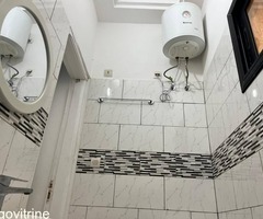 À LOUER – VILLA DUPLEX MEUBLÉE 3 CHAMBRES AVEC JARDIN À ADIDOGOMÉ AMADAHOME