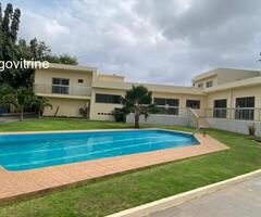 À LOUER – VILLA DUPLEX HAUT STANDING AVEC PISCINE À NUKAFU (ISM ADONAI)