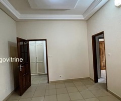 À LOUER – VILLA AVEC JARDIN À ADIDOGOMÉ COLONEL TEKO