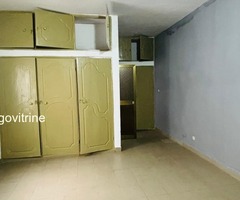 À LOUER – VILLA 03 CHAMBRES AVEC JARDIN À HÉDZRANAWOÉ