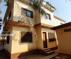 VILLA DUPLEX À ATTIKOUMÉ (LOMÉ)