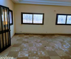 VILLA DUPLEX À ATTIKOUMÉ (LOMÉ)