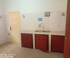 VILLA A USAGE PROFESSIONNEL DE 14 PIECES MISE EN LOCATION