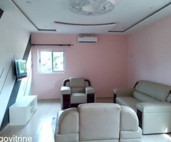 APPARTEMENT MEUBLÉ À AGOÈ ASSIYEYE
