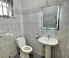 GRANDE VILLA À AGOÈ-ADOUGBA