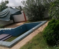 Villa avec piscine a Agoè à vendre