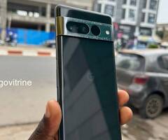 Google Pixel – L’élégance pure, la photo exceptionnelle.