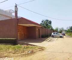 Villa nickel A vendre a Baguida